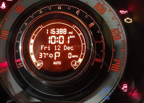 2014 Fiat 500 Lounge z USA, uszkodzony, nr VIN 3C3CFFCR5ET262748